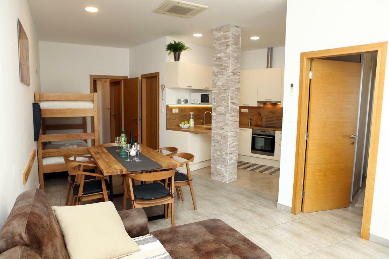 Trendy Apartment Izola Js Екстер'єр фото